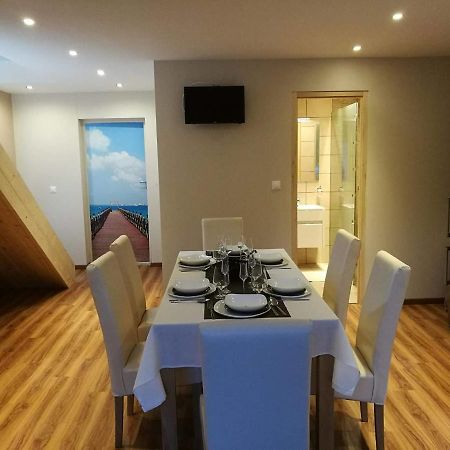 Room4U Apartment Balatonszárszó المظهر الخارجي الصورة